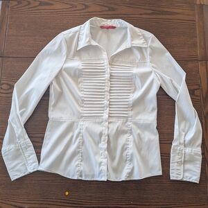 Y2K San Francisco White stretchy Blouse, ptp 18" to 19"